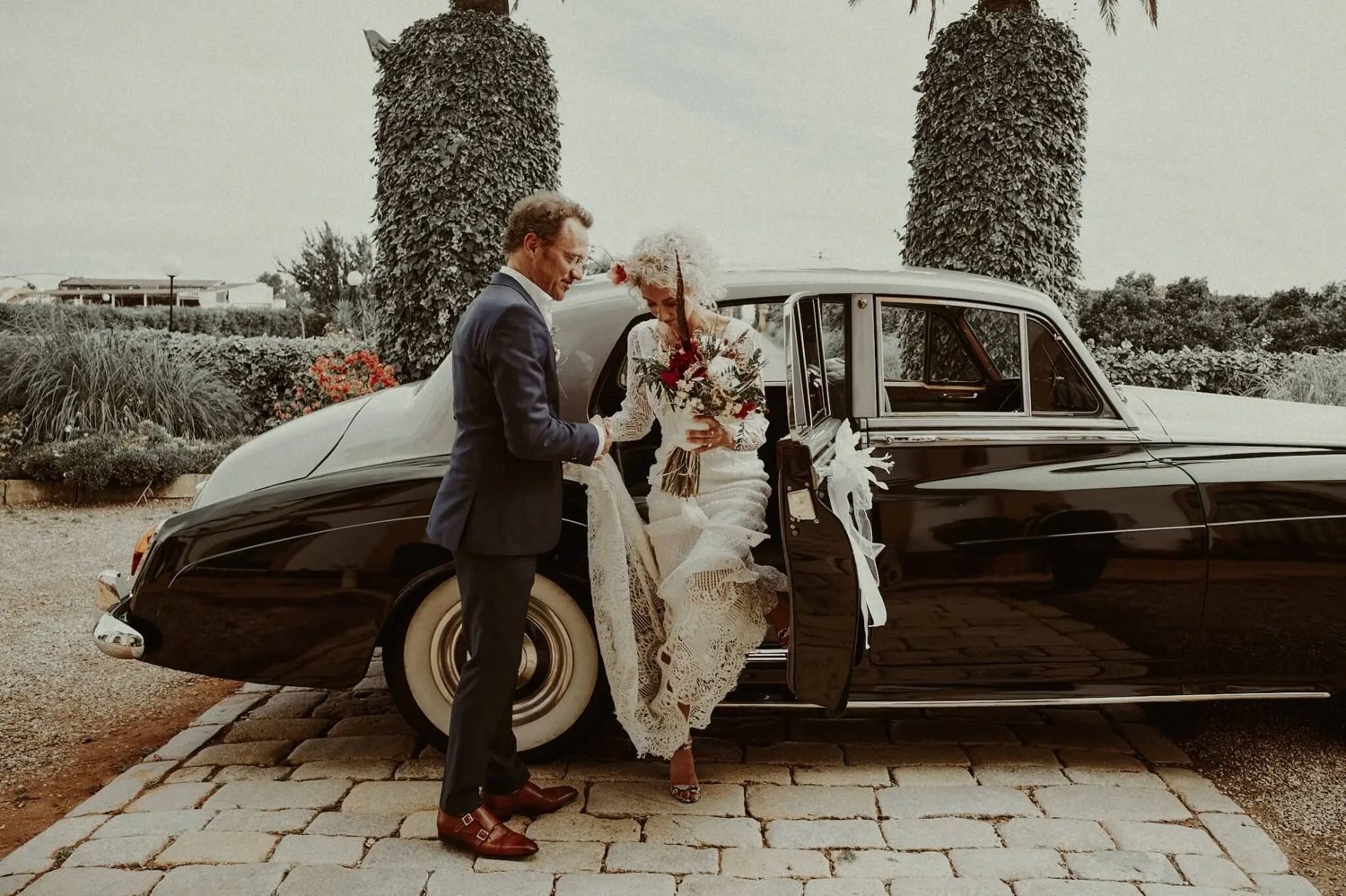 Coche de época para bodas — Legado Romano